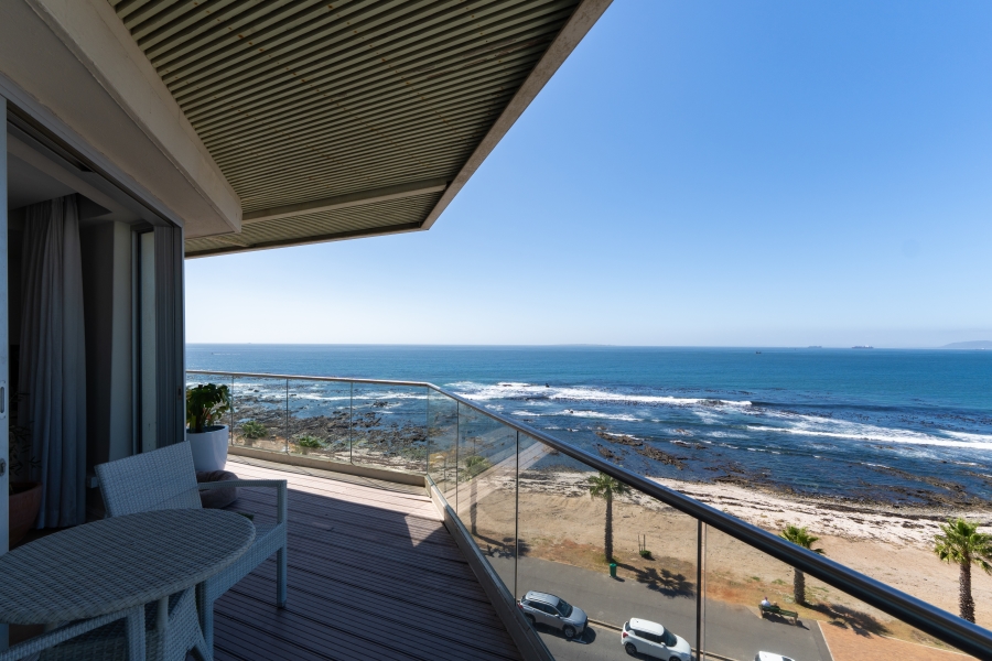 3 Bedroom Property for Sale in Mouille Point Western Cape